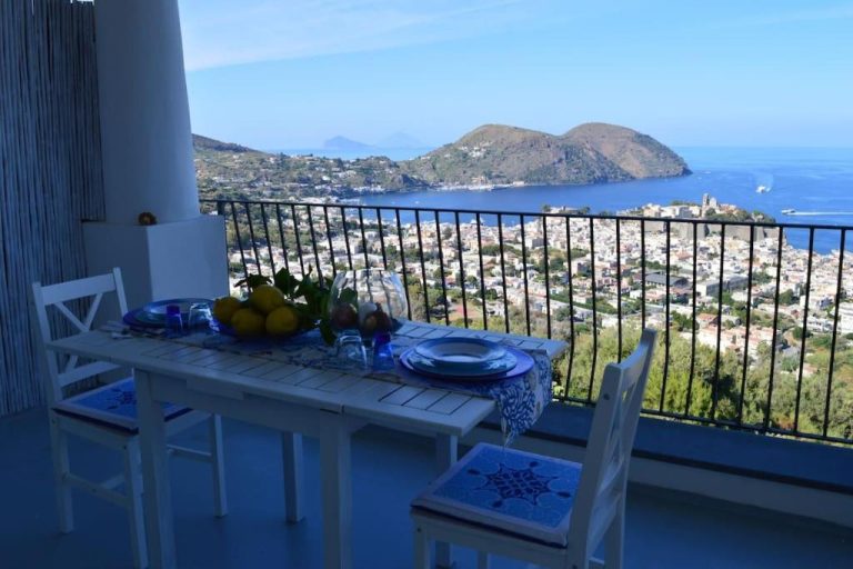 Le migliori spiagge di Lipari per un'estate indimenticabile